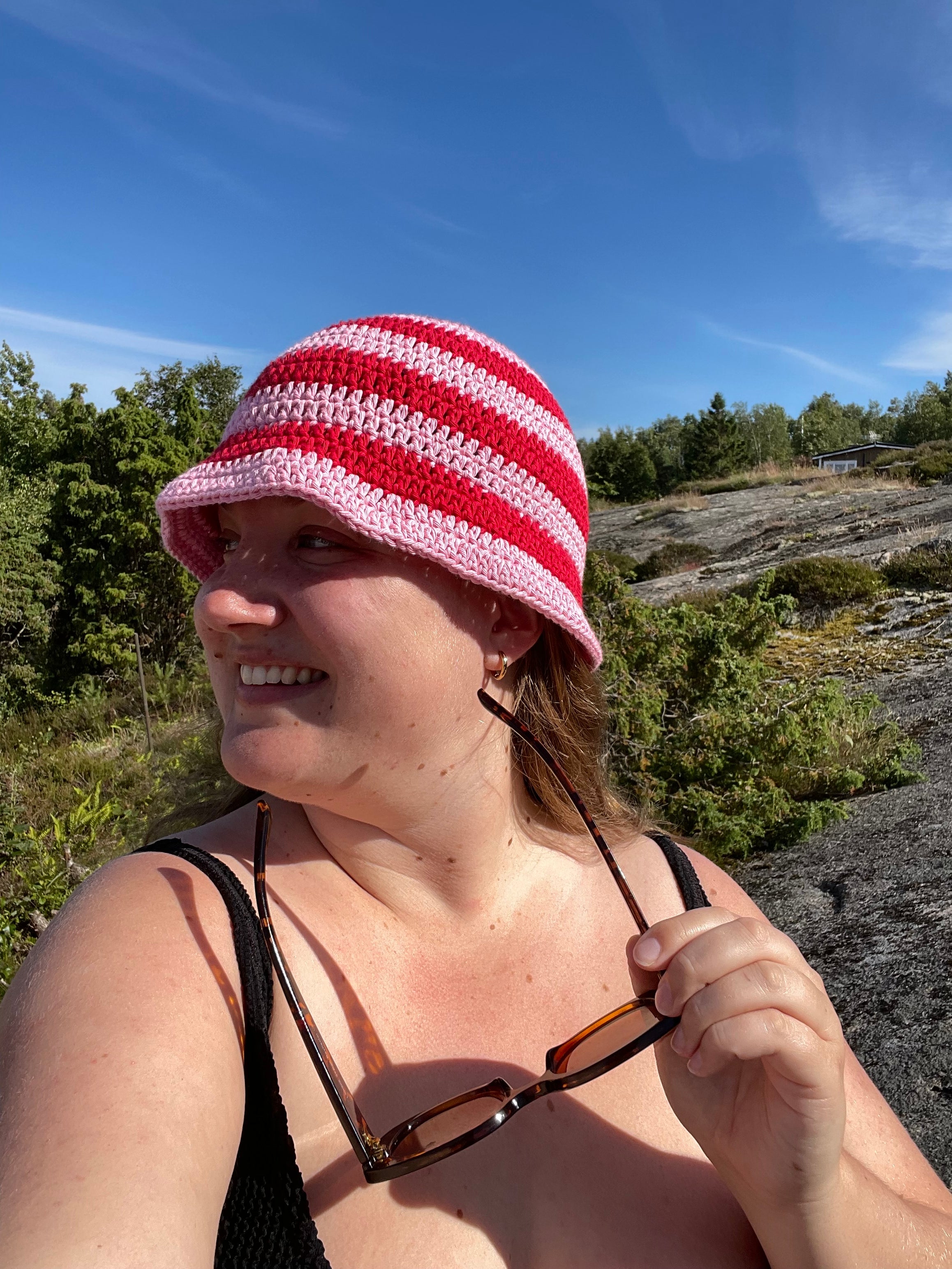 Lisa Bucket Hat Röd/rosa