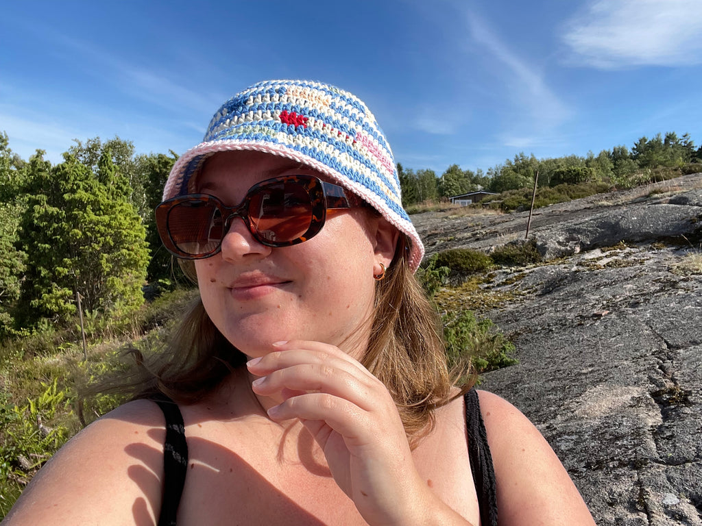 Lisa Bucket Hat Blå/konfetti