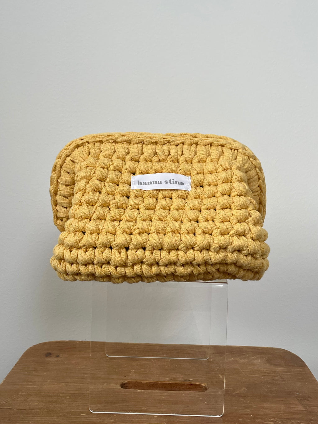 Esternecessären - Gul