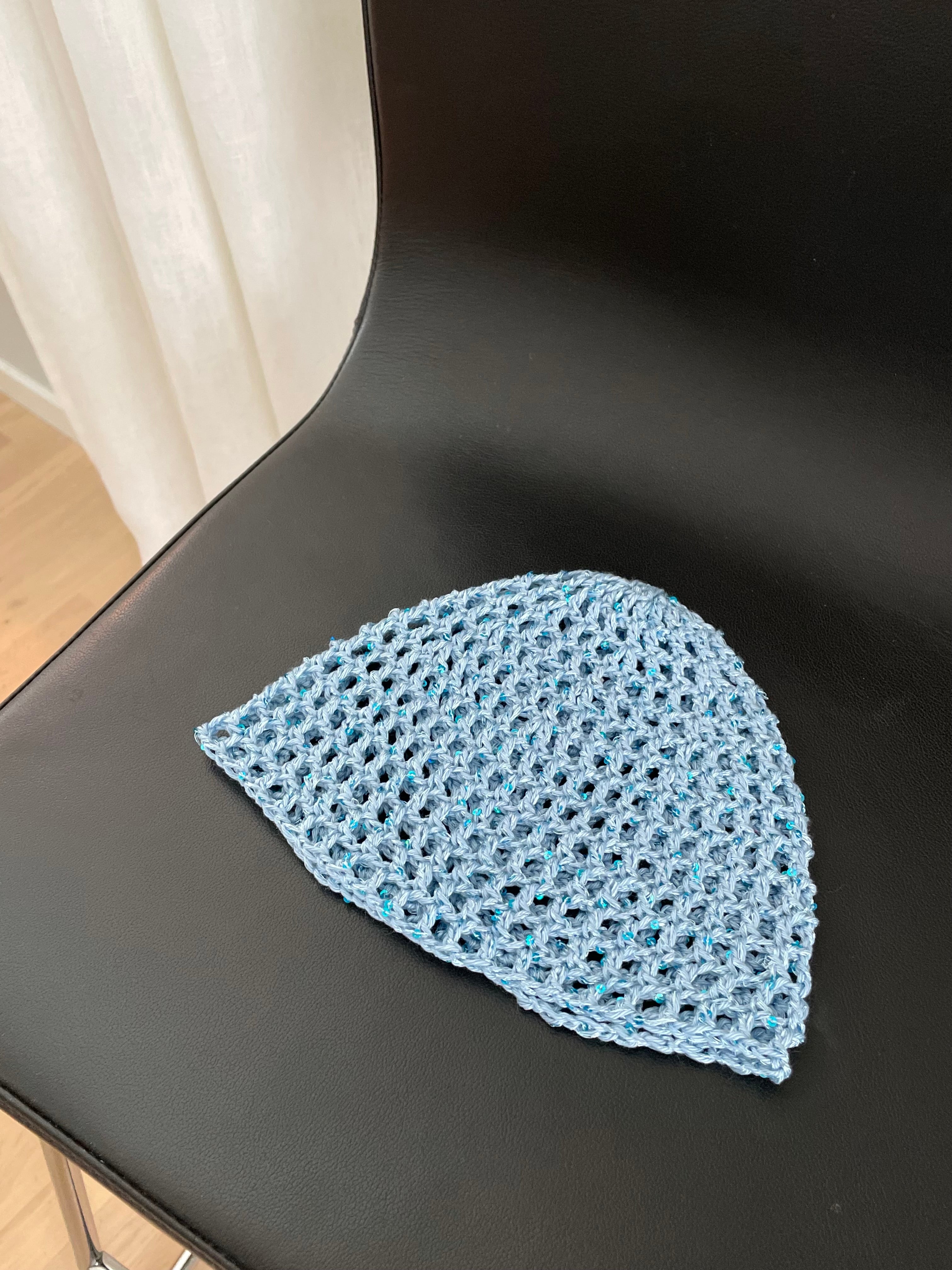 Glitter mesh hat - Ljusblå